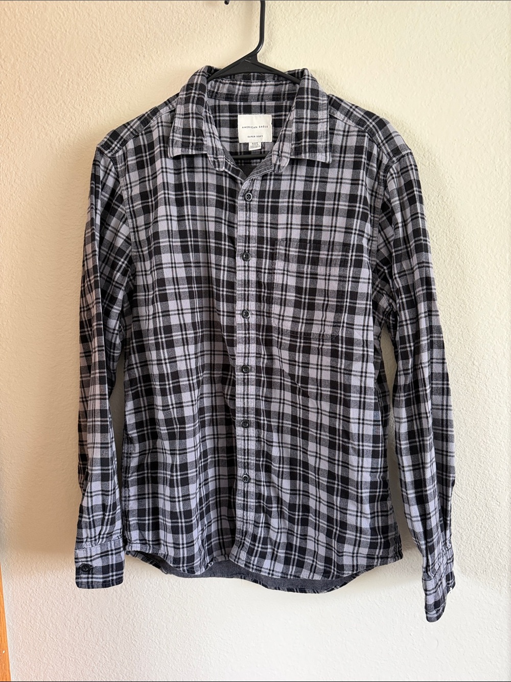 American Eagle Outfitters Black & Grey Plaid Button-Down Shirt